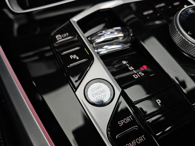 2025 BMW X5 — миниатюра 30