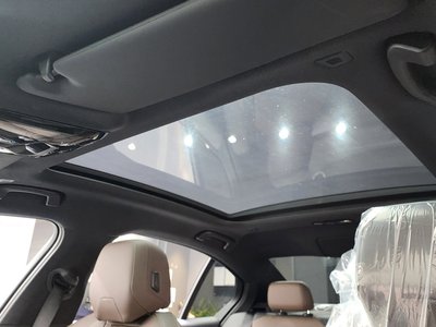 صورة مصغرة 24 لـ 2025 BMW 5 SERIES