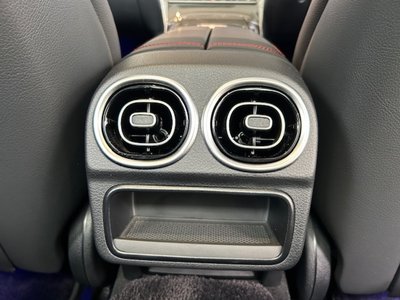 صورة مصغرة 36 لـ 2023 Mercedes-BENZ C-CLASS AMG