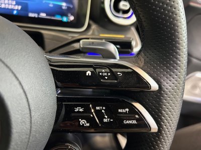 صورة مصغرة 13 لـ 2023 Mercedes-BENZ C-CLASS AMG