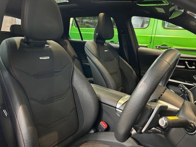 2023 Mercedes-BENZ C-CLASS AMG photo 8
