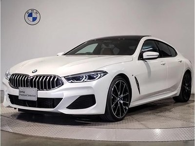 BMW 8 SERIES - 1