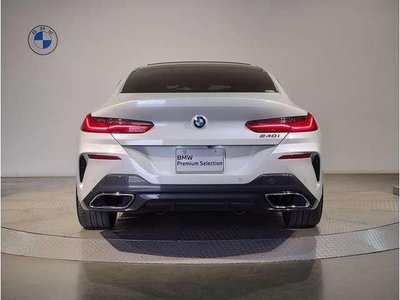 BMW 8 SERIES - 8