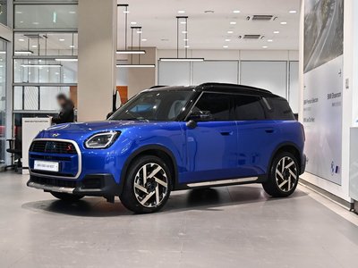 MINI COUNTRYMAN - 1