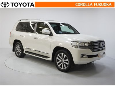 TOYOTA LAND CRUISER 200 - 10