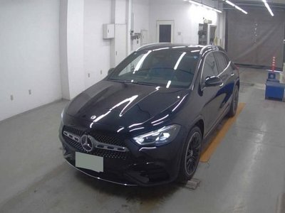2026 Mercedes-BENZ GLA 照片 1