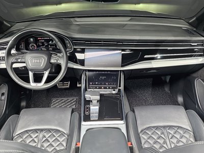 AUDI Q7 - 5