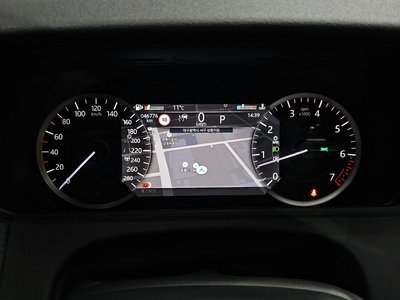 LAND ROVER RANGE ROVER VELAR - 8