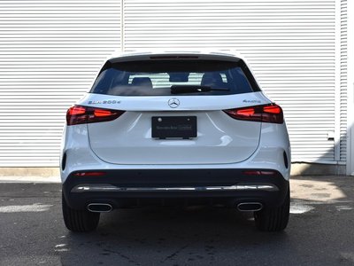 MERCEDES-BENZ GLA - 6