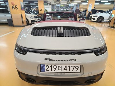 PORSCHE 911 - 7