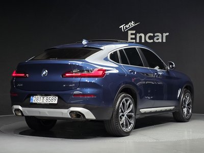 صورة 3 لـ 2025 BMW X4