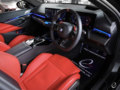 2025 BMW M5 TOURING — миниатюра 77