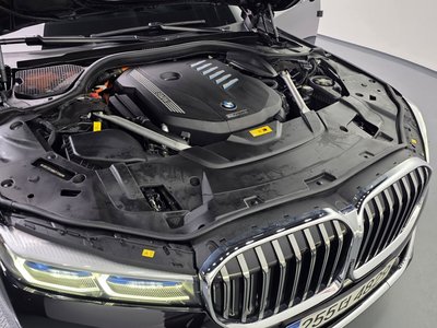 BMW 7 SERIES - 7