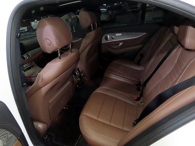 MERCEDES-BENZ E-CLASS - 5