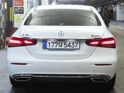 MERCEDES-BENZ E-CLASS - 6