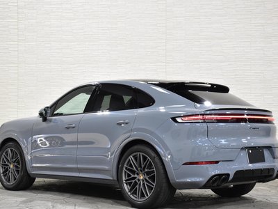 PORSCHE CAYENNE - 4