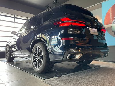 2025 BMW X5 — миниатюра 50