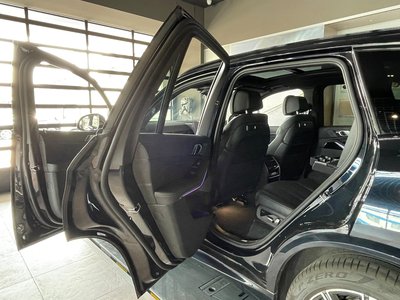 2025 BMW X5 — миниатюра 37