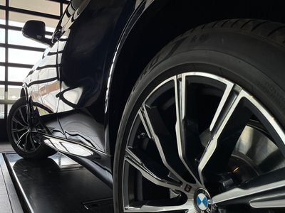 2025 BMW X5 — миниатюра 31