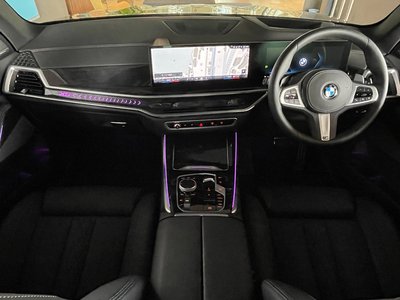 2025 BMW X5 — миниатюра 47