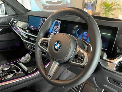 2025 BMW X5 — миниатюра 38