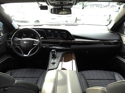 صورة 6 لـ 2021 Cadillac ESCALADE