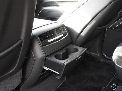 2021 Cadillac ESCALADE 缩略图 34