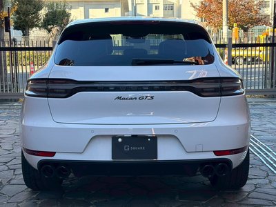 PORSCHE MACAN - 6