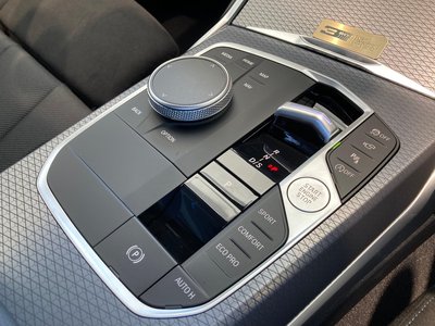صورة مصغرة 35 لـ 2025 BMW 3 SERIES TOURING