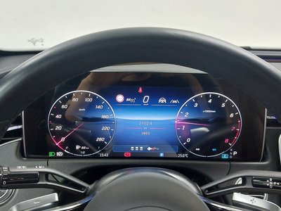 MERCEDES-BENZ E-CLASS - 8