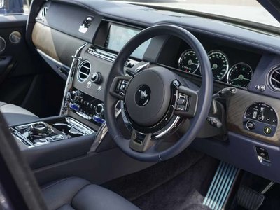 2023 ROLLS-ROYCE CULLINAN thumbnail 11