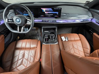 BMW I7 - 5