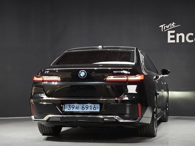 BMW I7 - 3