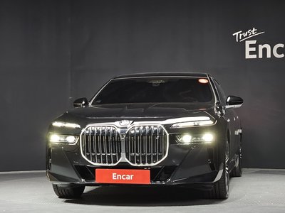 BMW I7 - 2