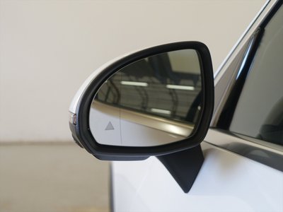 MERCEDES-BENZ GLC - 6