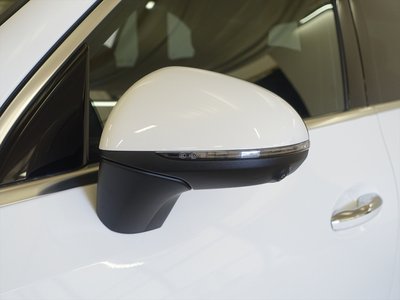 MERCEDES-BENZ GLC - 7