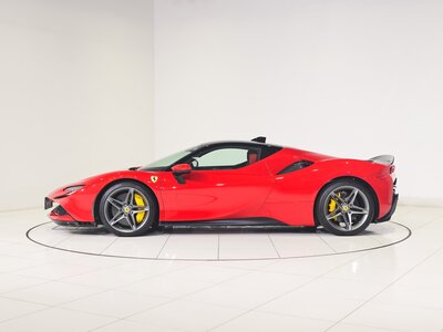 FERRARI SF90 STRADALE - 6