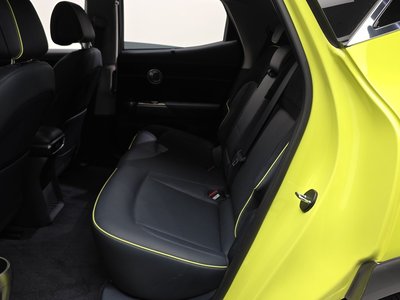 2022 Genesis GV60 — миниатюра 16