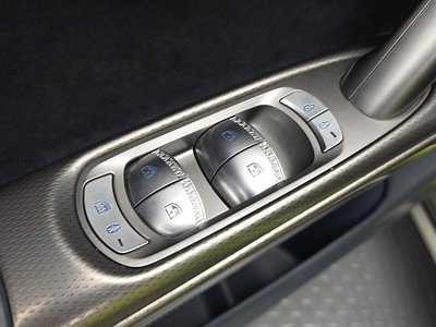 2022 Genesis GV60 — миниатюра 31
