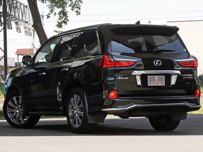 2015 Lexus LX — миниатюра 24