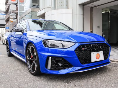 AUDI RS4 - 10