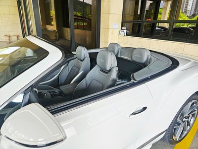 BENTLEY CONTINENTAL - 8