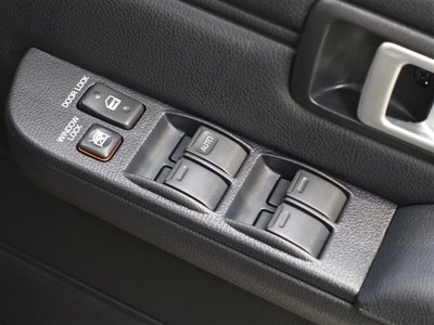2025 Toyota LAND CRUISER 70 — миниатюра 18