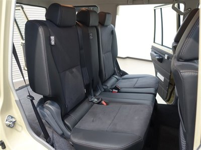 2025 Toyota LAND CRUISER 70 — миниатюра 21