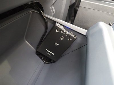 2025 Toyota LAND CRUISER 70 — миниатюра 17