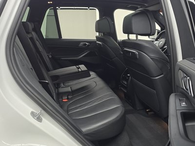 2025 BMW X5 缩略图 17