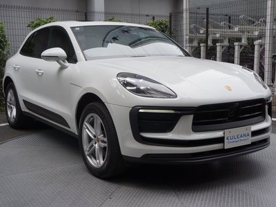 PORSCHE MACAN - 6