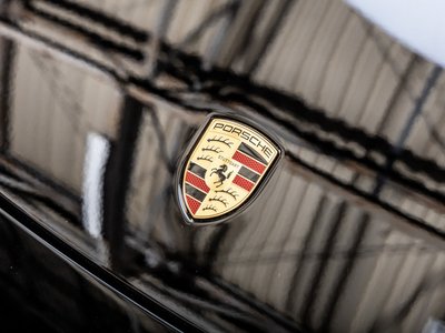 2025 Porsche MACAN thumbnail 21