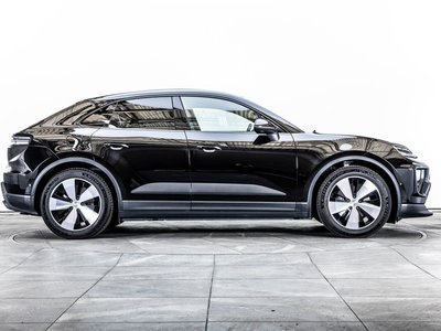 صورة 8 لـ 2025 Porsche MACAN