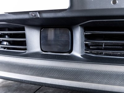 2025 Porsche MACAN thumbnail 22